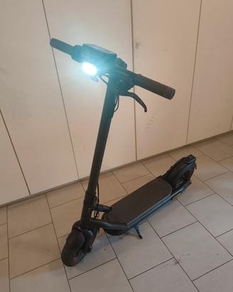 Monopattino Navee N65