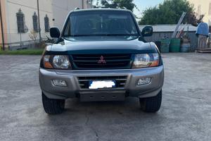 Mitsubishi Pajero V60 GLS2
