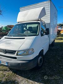 wolswaghen trasporter 