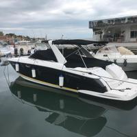 Regal 3350 Cuddy con Volvo Penta
