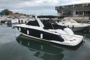 Regal 3350 Cuddy con Volvo Penta
