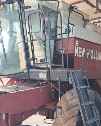 Mietitrebbia New Holland L 521