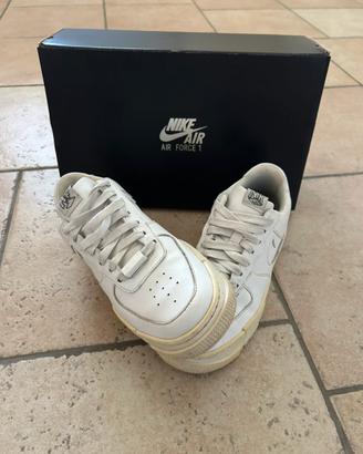 Scarpe Nike "Air Force One" N37/5 Bianche.