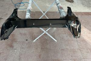 PARAURTI ANTERIORE VOLVO XC40 2024