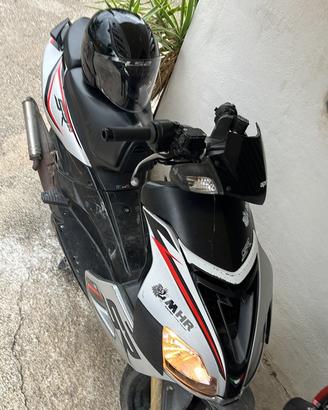 aprilia sr