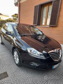 privato vende