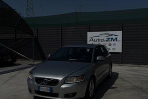 Volvo V50 D2 R-design