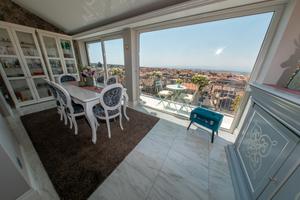 ATTICO Ristrutturato con grande Terraz.Panoramica