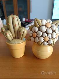 vasi piccoli egan con fiori 