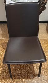 Sedie moderne in cuoio