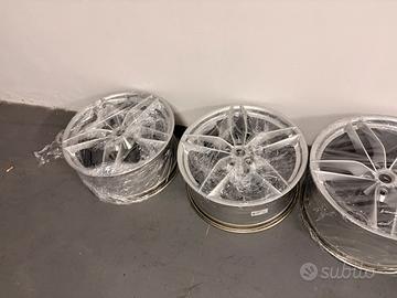 Cerchi Originali Ferrari 488 (2017)