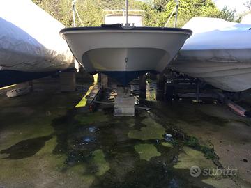 Boson Whaler Montauk 17
