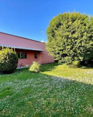 CAPANNONE DI 450 MQ E APPARTAMENTO DI 120 MQ: i...