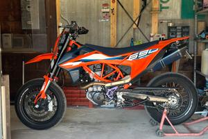 KTM SMC 690 R 2023