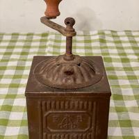 Macina caffè Tre Spade vintage anni ‘30