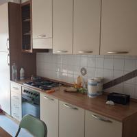 Cucina completa di elettrodomestici 