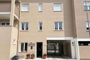 Vendita due posti auto in abbinamento Area privata