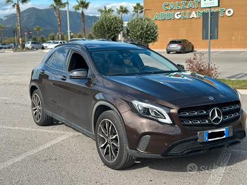 Mercedes Gla200cdi Enduro night edition