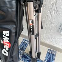 Cavalletto Daiwa mt 3300 macchina fotografica