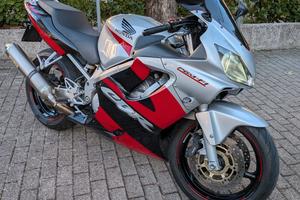 CBR 600 F