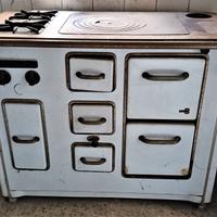 Cucina economica a legna ed a gas