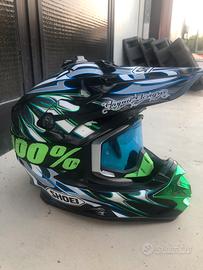 Casco motocross shoei