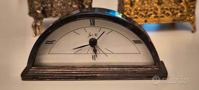 Orologio da scrivania. 
