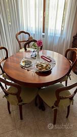 Tavolo rotondo allungabile + 6 sedie in legno