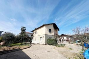 PORZIONE DI BIFAMILIARE A CISLAGO