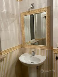 Grande camera con bagno privato e balcone