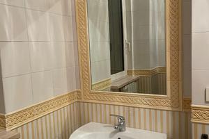 Grande camera con bagno privato e balcone