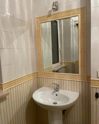 Grande camera con bagno privato e balcone