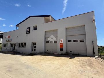 CAPANNONE A REGGIO DI CALABRIA