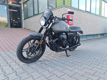 Moto Guzzi V7 III Stone