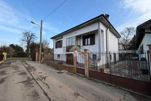 VILLA SINGOLA A TORLINO VIMERCATI