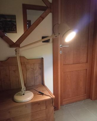 Lampada da scrivania stile industriale 