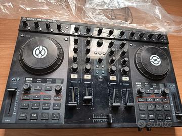 Native Instruments Traktor Kontrol S4 HW