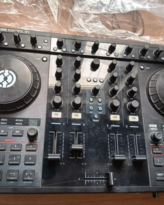 Native Instruments Traktor Kontrol S4 HW