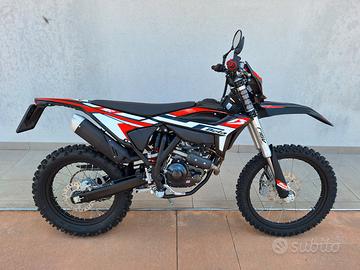 RR 125 4T Enduro T 2024