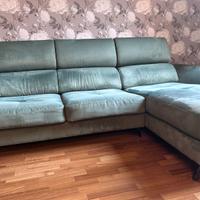 divano con chaise longue