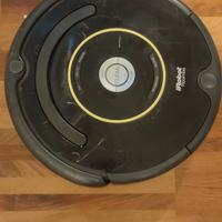 Roomba 650 + base +virtual wall + ricambi