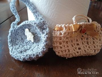 mini borse  bomboniere. fatte all'uncinetto 