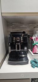 Macchina caffè magnifica s de longhi