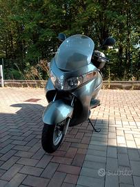 Scooter Suzuki Burgman 