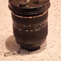 Tamron 17-35 attacco Nikon