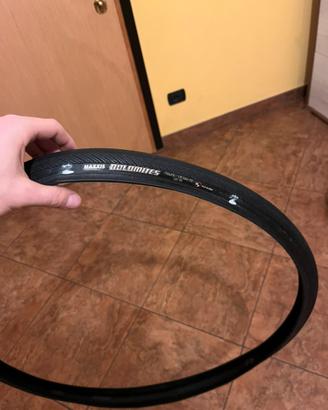 Maxxis Dolomites 700x23c
