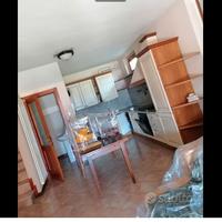 Cucina completa di elettrodomestici Ariston