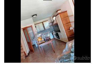 Cucina completa di elettrodomestici Ariston