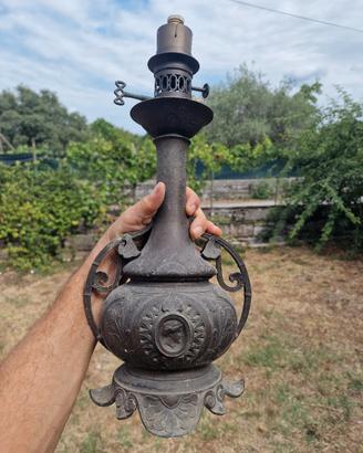 lampada da tavolo antica in bronzo
