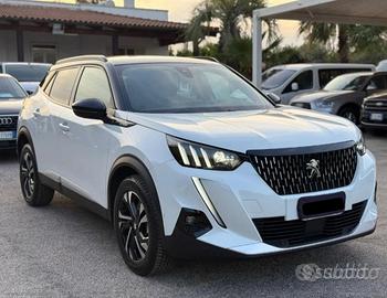 PEUGEOT 2008 GT Line